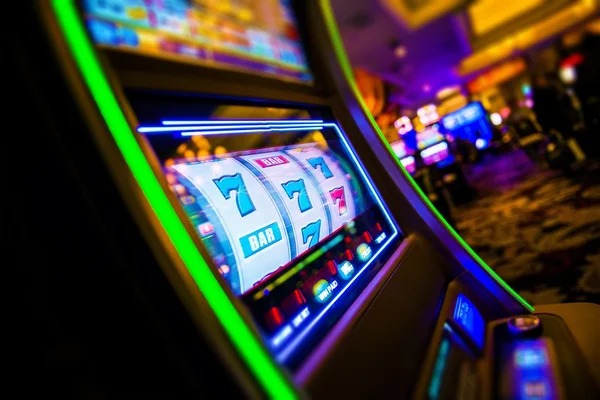 Complete spin and payout history Session history log